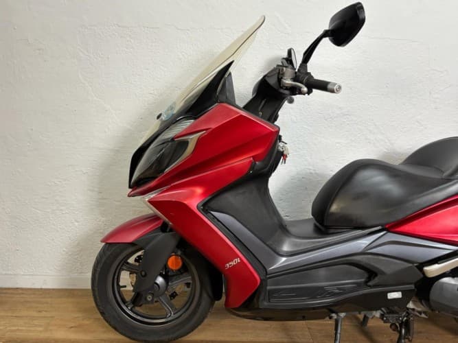 Comprar KYMCO SUPER DINK 350 2018 de segunda mano KYMCO SUPER DINK 350 2018 de segunda mano