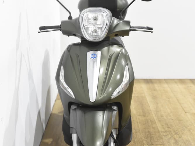 Comprar PIAGGIO BEVERLY 300 2021 de segunda mano PIAGGIO BEVERLY 300 2021 de segunda mano