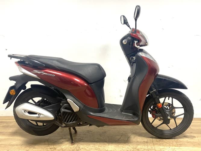 Comprar HONDA SH 125 MODE 2017 de segunda mano HONDA SH 125 MODE 2017 de segunda mano