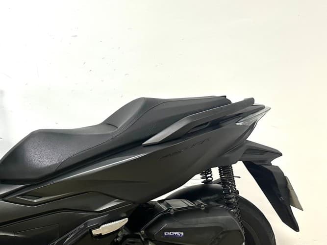 Comprar HONDA FORZA 125 2022 de segunda mano HONDA FORZA 125 2022 de segunda mano
