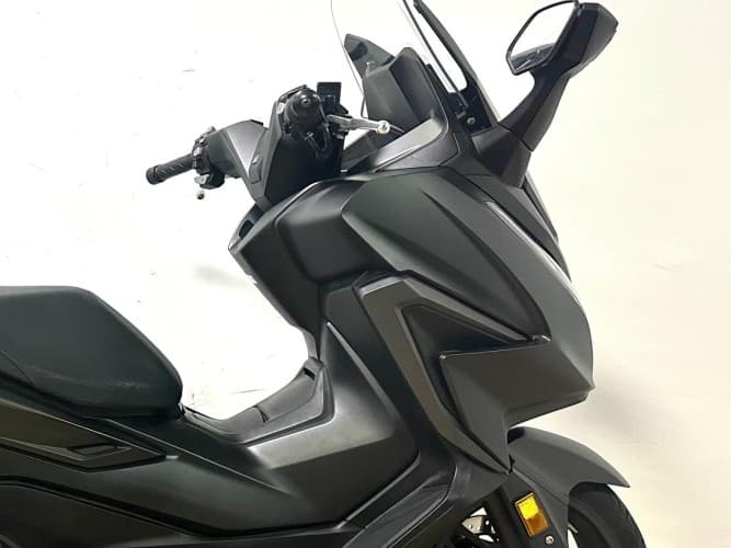Comprar HONDA FORZA 125 2022 de segunda mano HONDA FORZA 125 2022 de segunda mano