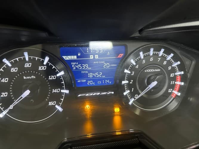 Comprar HONDA FORZA 125 2022 de segunda mano HONDA FORZA 125 2022 de segunda mano