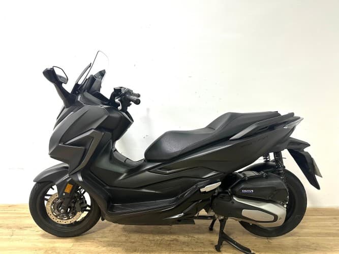 Comprar HONDA FORZA 125 2022 de segunda mano HONDA FORZA 125 2022 de segunda mano
