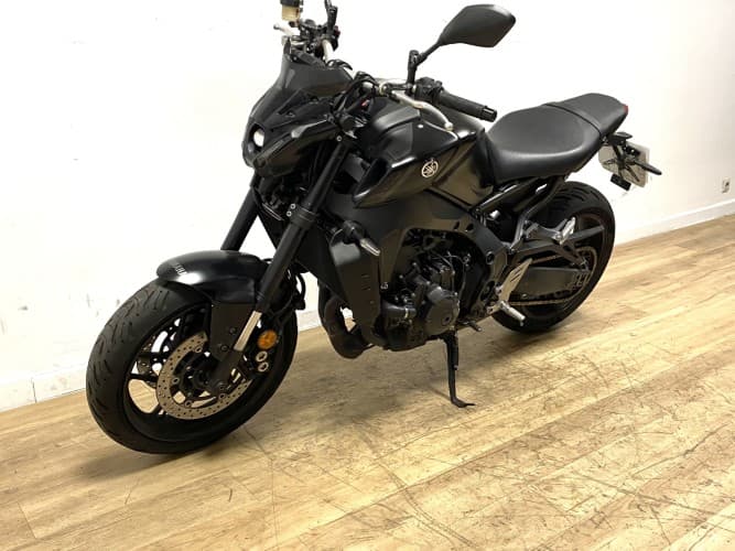 YAMAHA MT-09 (A2) 2023 de segunda mano