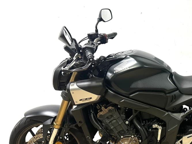 Comprar HONDA CB 650 R (A2)(E-CLUTCH) 2024 de segunda mano HONDA CB 650 R (A2)(E-CLUTCH) 2024 de segunda mano