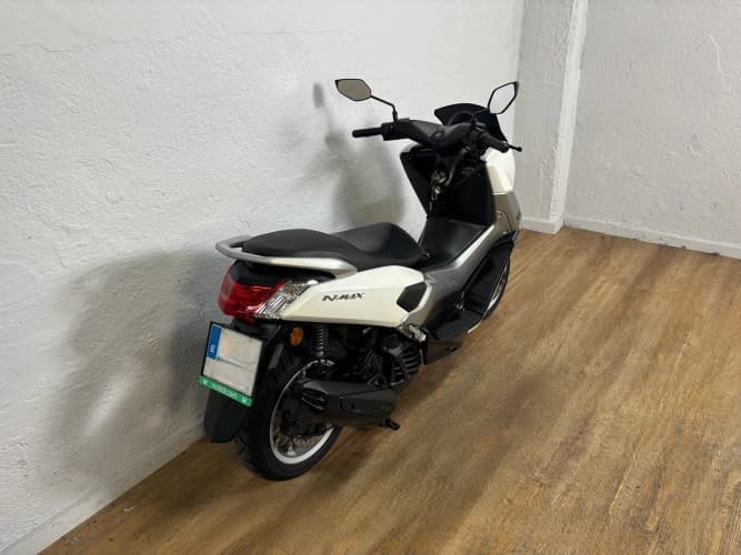Comprar YAMAHA NMAX 125 2018 de segunda mano YAMAHA NMAX 125 2018 de segunda mano