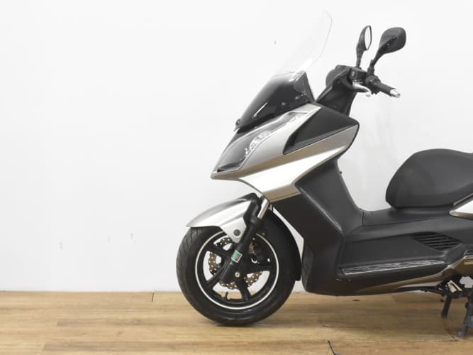 Comprar KYMCO SUPER DINK 125 2015 de segunda mano KYMCO SUPER DINK 125 2015 de segunda mano
