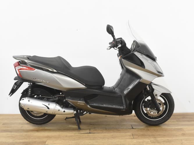 Comprar KYMCO SUPER DINK 125 2015 de segunda mano KYMCO SUPER DINK 125 2015 de segunda mano
