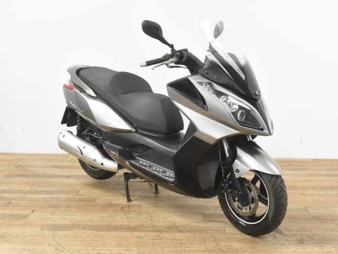 Comprar KYMCO SUPER DINK 125 2015 de segunda mano KYMCO SUPER DINK 125 2015 de segunda mano
