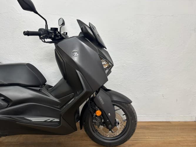 Comprar YAMAHA XMAX 125 2023 de segunda mano YAMAHA XMAX 125 2023 de segunda mano
