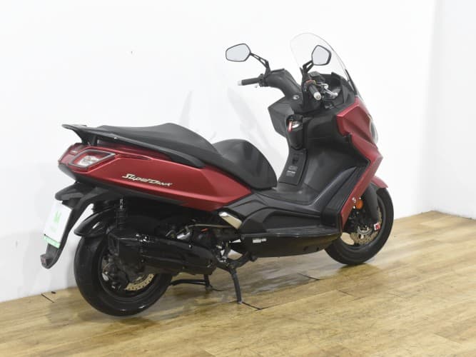 Comprar KYMCO SUPER DINK 125 2019 de segunda mano KYMCO SUPER DINK 125 2019 de segunda mano