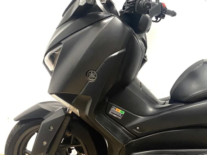 YAMAHA XMAX 300 2019 de segunda mano