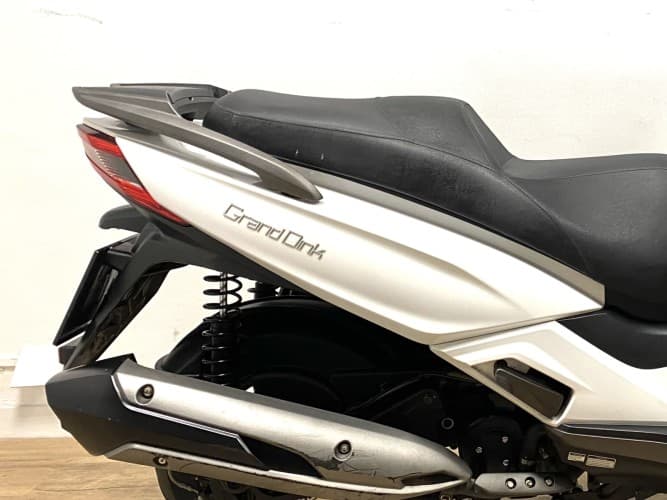 Comprar KYMCO GRAND DINK 300 2017 de segunda mano KYMCO GRAND DINK 300 2017 de segunda mano