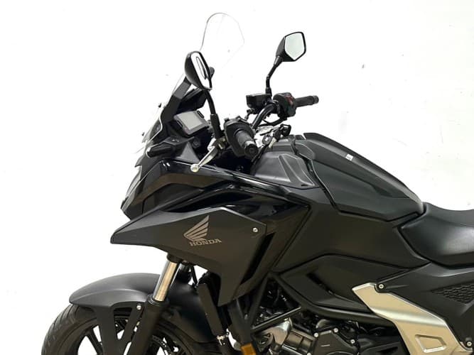 Comprar HONDA NC 750 X (A) 2024 de segunda mano HONDA NC 750 X (A) 2024 de segunda mano