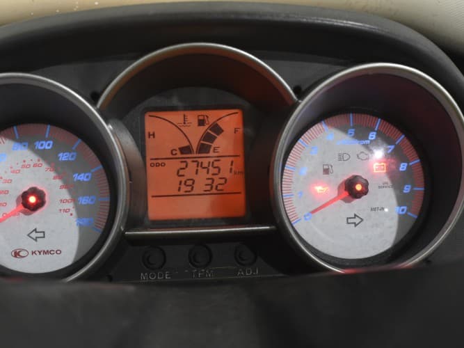 KYMCO SUPER DINK 300I 2010 de segunda mano