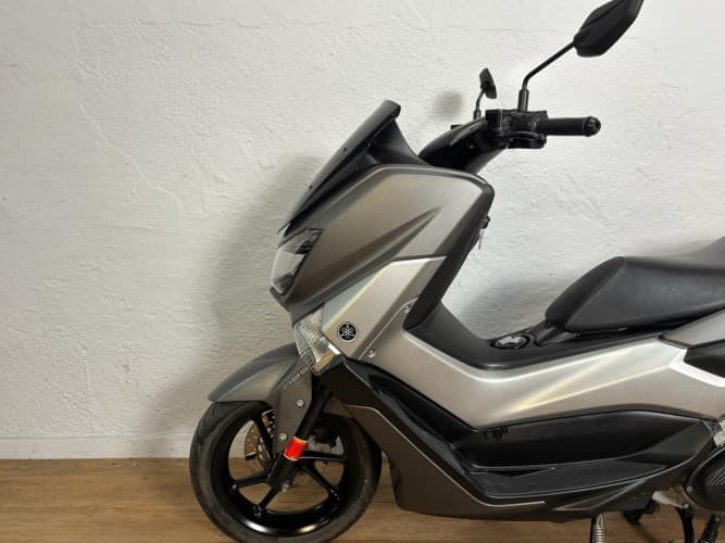 Comprar YAMAHA NMAX 125 2017 de segunda mano YAMAHA NMAX 125 2017 de segunda mano