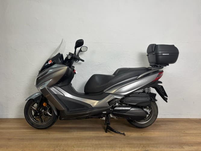 Comprar KYMCO GRAND DINK 300 2020 de segunda mano KYMCO GRAND DINK 300 2020 de segunda mano