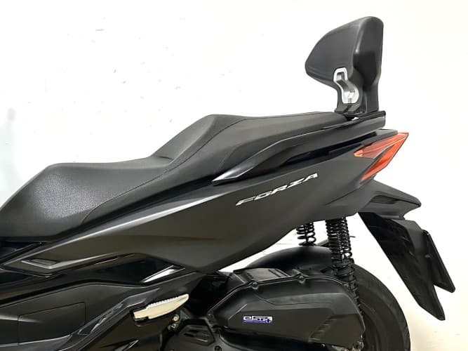 Comprar HONDA FORZA 125 2023 de segunda mano HONDA FORZA 125 2023 de segunda mano