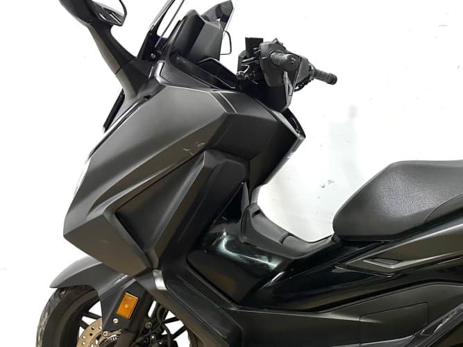 Comprar HONDA FORZA 125 2023 de segunda mano HONDA FORZA 125 2023 de segunda mano