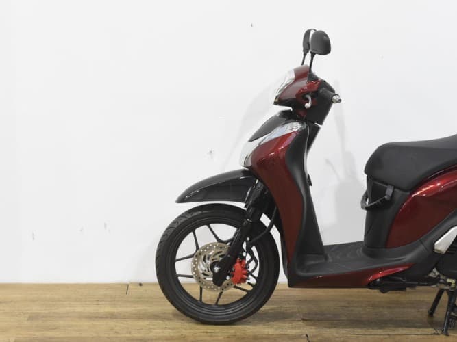 Comprar HONDA SH 125 (MODE) 2017 de segunda mano HONDA SH 125 (MODE) 2017 de segunda mano