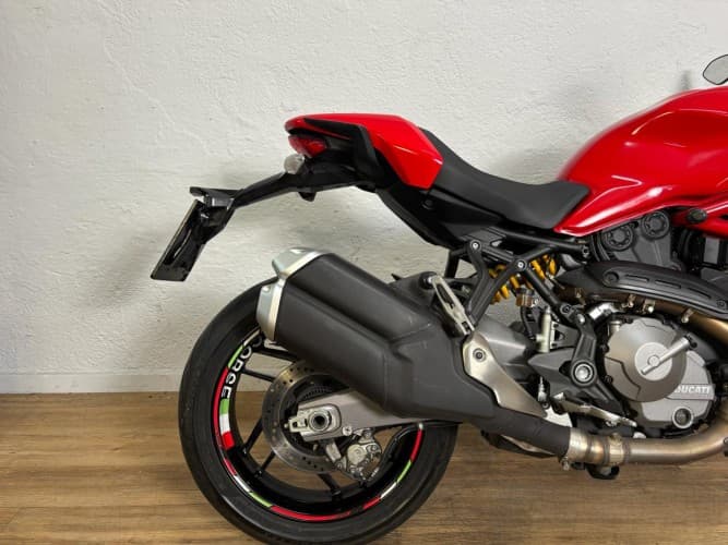 Comprar DUCATI MONSTER 821 (A) 2020 de segunda mano DUCATI MONSTER 821 (A) 2020 de segunda mano