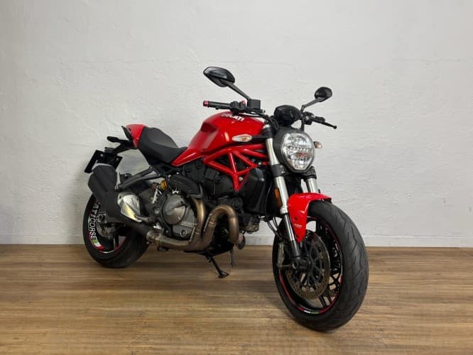 Comprar DUCATI MONSTER 821 (A) 2020 de segunda mano DUCATI MONSTER 821 (A) 2020 de segunda mano