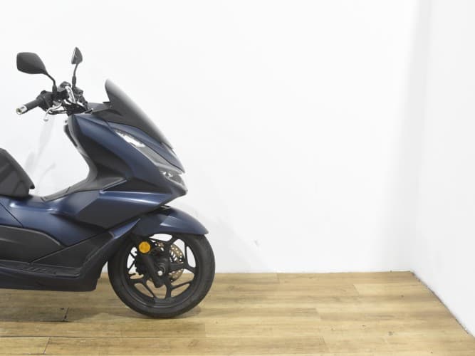Comprar HONDA PCX 125 2023 de segunda mano HONDA PCX 125 2023 de segunda mano