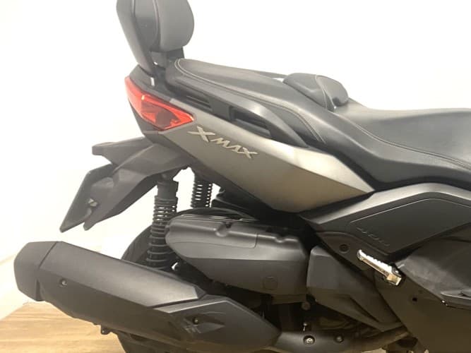 Comprar YAMAHA XMAX 400 2014 de segunda mano YAMAHA XMAX 400 2014 de segunda mano
