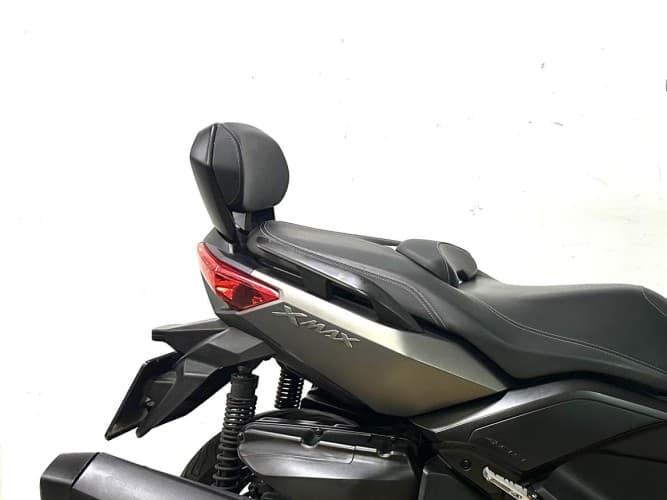 YAMAHA XMAX 400 2014 de segunda mano