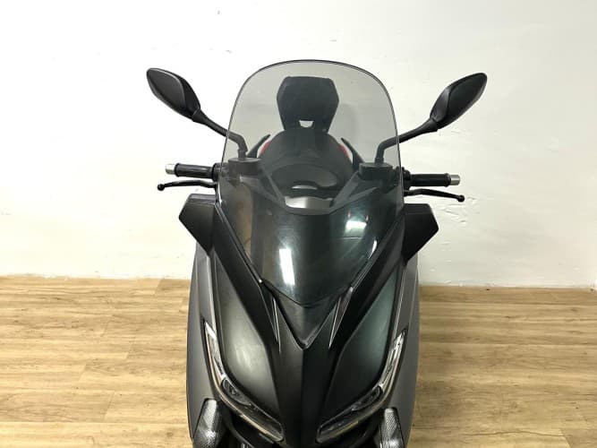 YAMAHA XMAX 400 2014 de segunda mano
