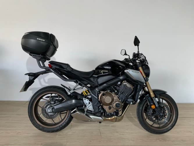 Comprar HONDA CB 650 R (A) 2019 de segunda mano HONDA CB 650 R (A) 2019 de segunda mano