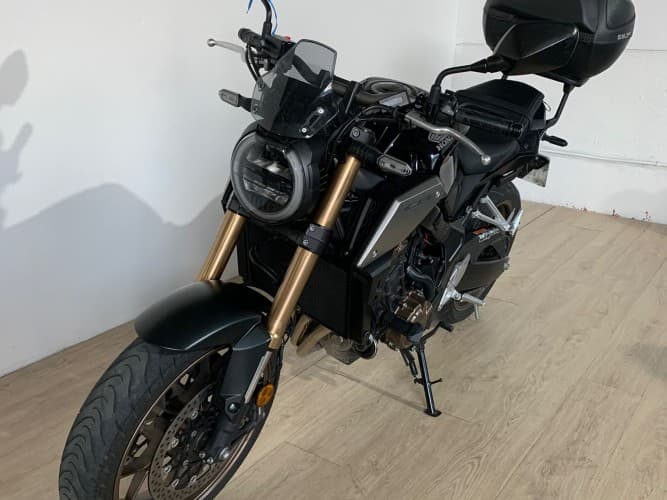 Comprar HONDA CB 650 R (A) 2019 de segunda mano HONDA CB 650 R (A) 2019 de segunda mano