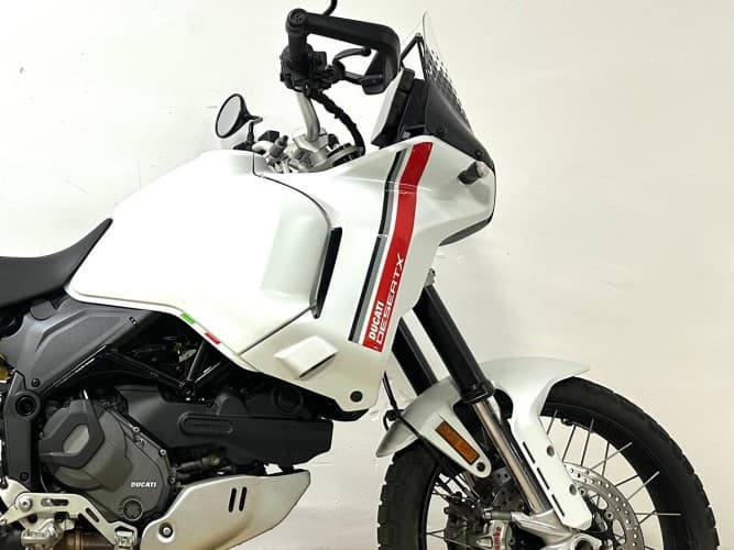 DUCATI DESERT X 2022 de segunda mano