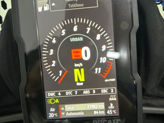 DUCATI DESERT X 2022 de segunda mano