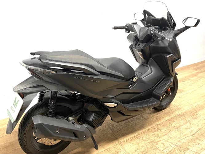 HONDA FORZA 125 2021 de segunda mano