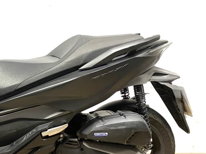 HONDA FORZA 125 2021 de segunda mano