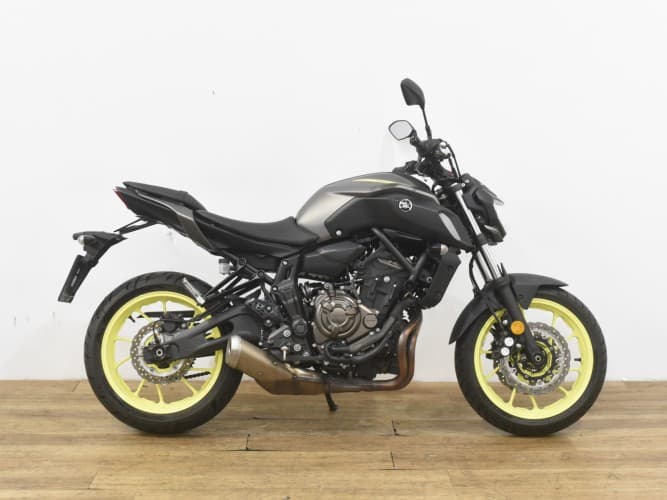 Comprar YAMAHA MT-07 (A2) 2018 de segunda mano YAMAHA MT-07 (A2) 2018 de segunda mano