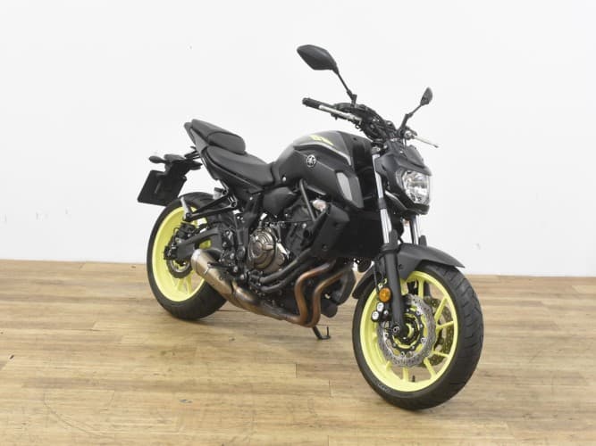 Comprar YAMAHA MT-07 (A2) 2018 de segunda mano YAMAHA MT-07 (A2) 2018 de segunda mano