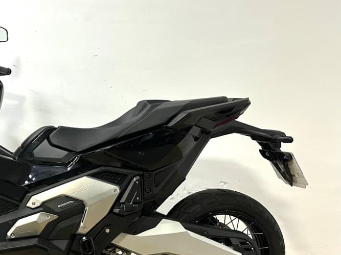Comprar HONDA X-ADV 750 2025 de segunda mano HONDA X-ADV 750 2025 de segunda mano