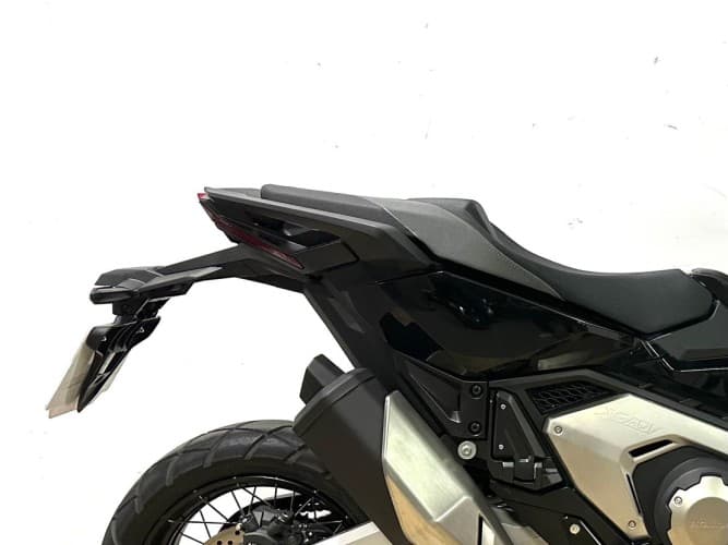 Comprar HONDA X-ADV 750 2025 de segunda mano HONDA X-ADV 750 2025 de segunda mano