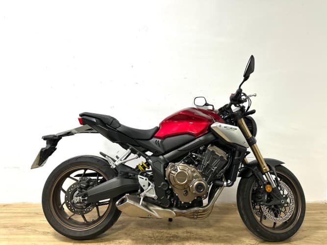 Comprar HONDA CB 650 R (A) 2022 de segunda mano HONDA CB 650 R (A) 2022 de segunda mano