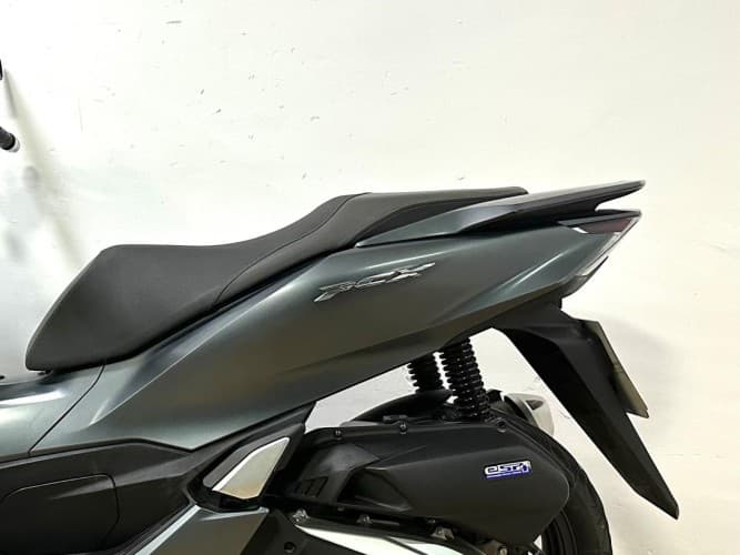 Comprar HONDA PCX 125 2021 de segunda mano HONDA PCX 125 2021 de segunda mano