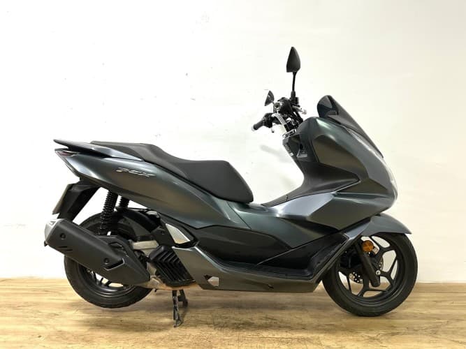 Comprar HONDA PCX 125 2021 de segunda mano HONDA PCX 125 2021 de segunda mano