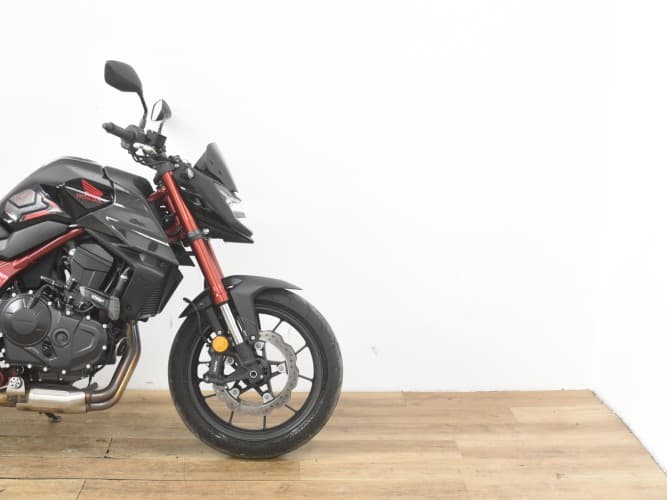 Comprar HONDA CB 750 HORNET (A) 2024 de segunda mano HONDA CB 750 HORNET (A) 2024 de segunda mano