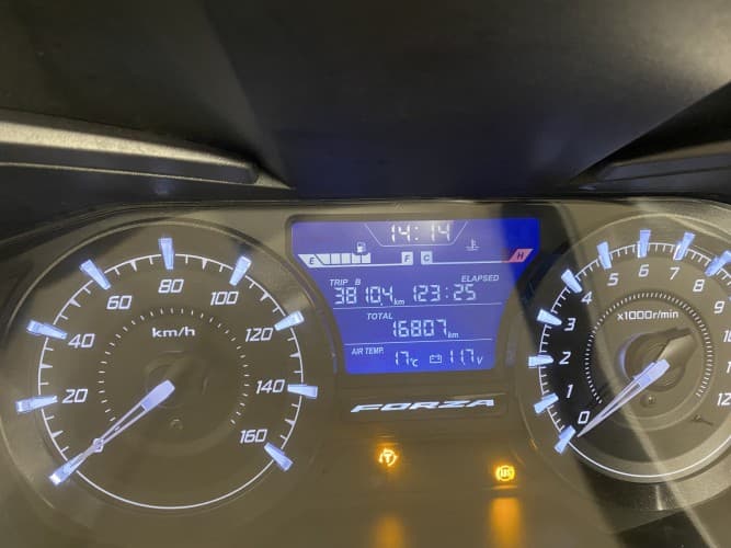 HONDA FORZA 125 2022 de segunda mano