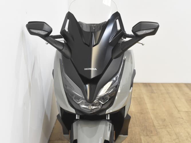 Comprar HONDA FORZA 125 2023 de segunda mano HONDA FORZA 125 2023 de segunda mano