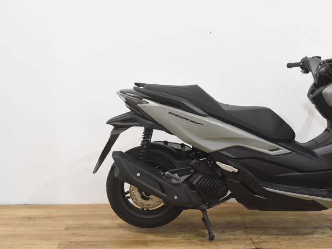 Comprar HONDA FORZA 125 2023 de segunda mano HONDA FORZA 125 2023 de segunda mano