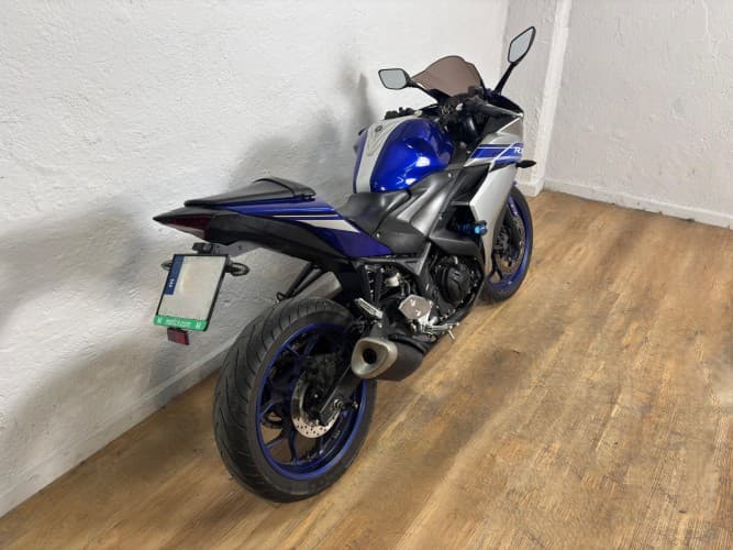 Comprar YAMAHA YZF R3 2017 de segunda mano YAMAHA YZF R3 2017 de segunda mano