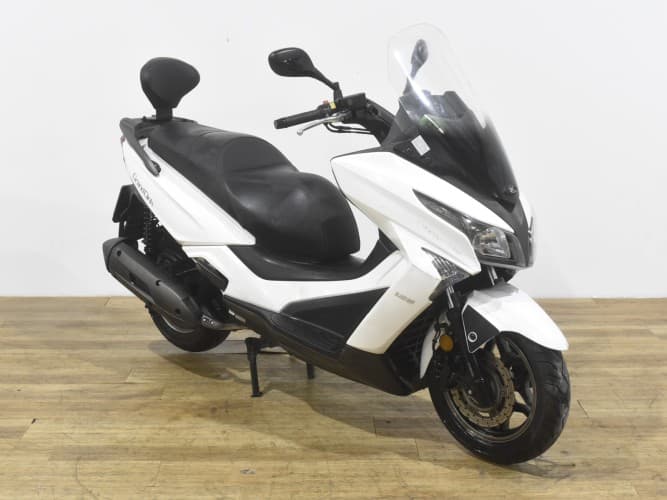 Comprar KYMCO GRAND DINK 125 2017 de segunda mano KYMCO GRAND DINK 125 2017 de segunda mano