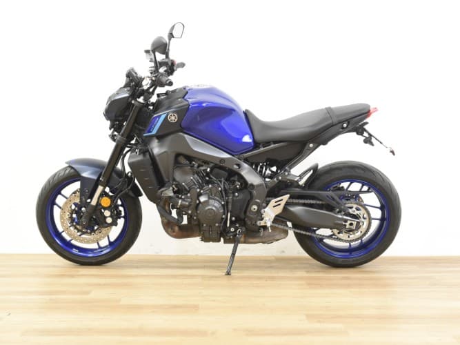 Comprar YAMAHA MT-09 (A)(MIVV HOMOLOG.) 2023 de segunda mano YAMAHA MT-09 (A)(MIVV HOMOLOG.) 2023 de segunda mano